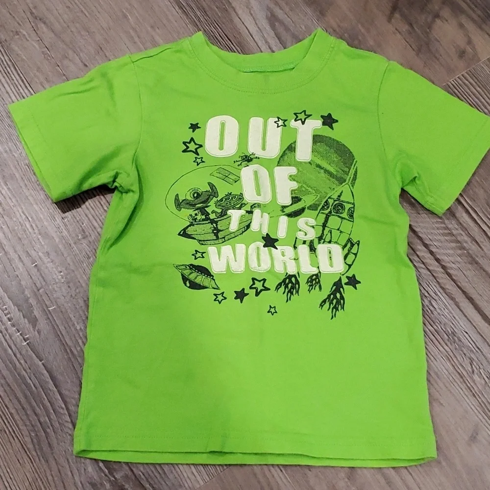 Children's Place/Genuine Kids Out of this World Matching T-Shirt w/ Plaid Shorts